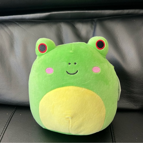 8” Wendy Squishmallow - Picture 1 of 2